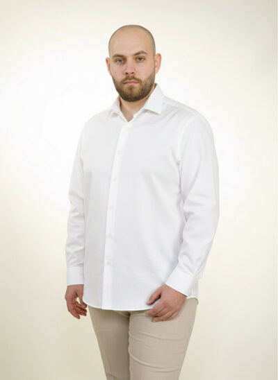 Camisa blanca de hombre talla grande